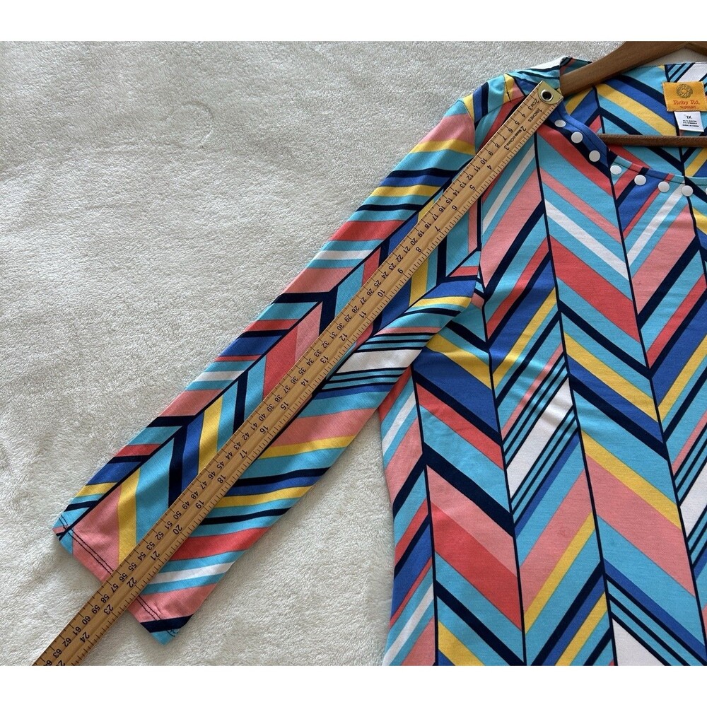 Ruby Rd Women’s 1X Tunic Blouse Colorful Chevron Print 3/4 Sleeve Asymmetrical - Picture 10 of 14